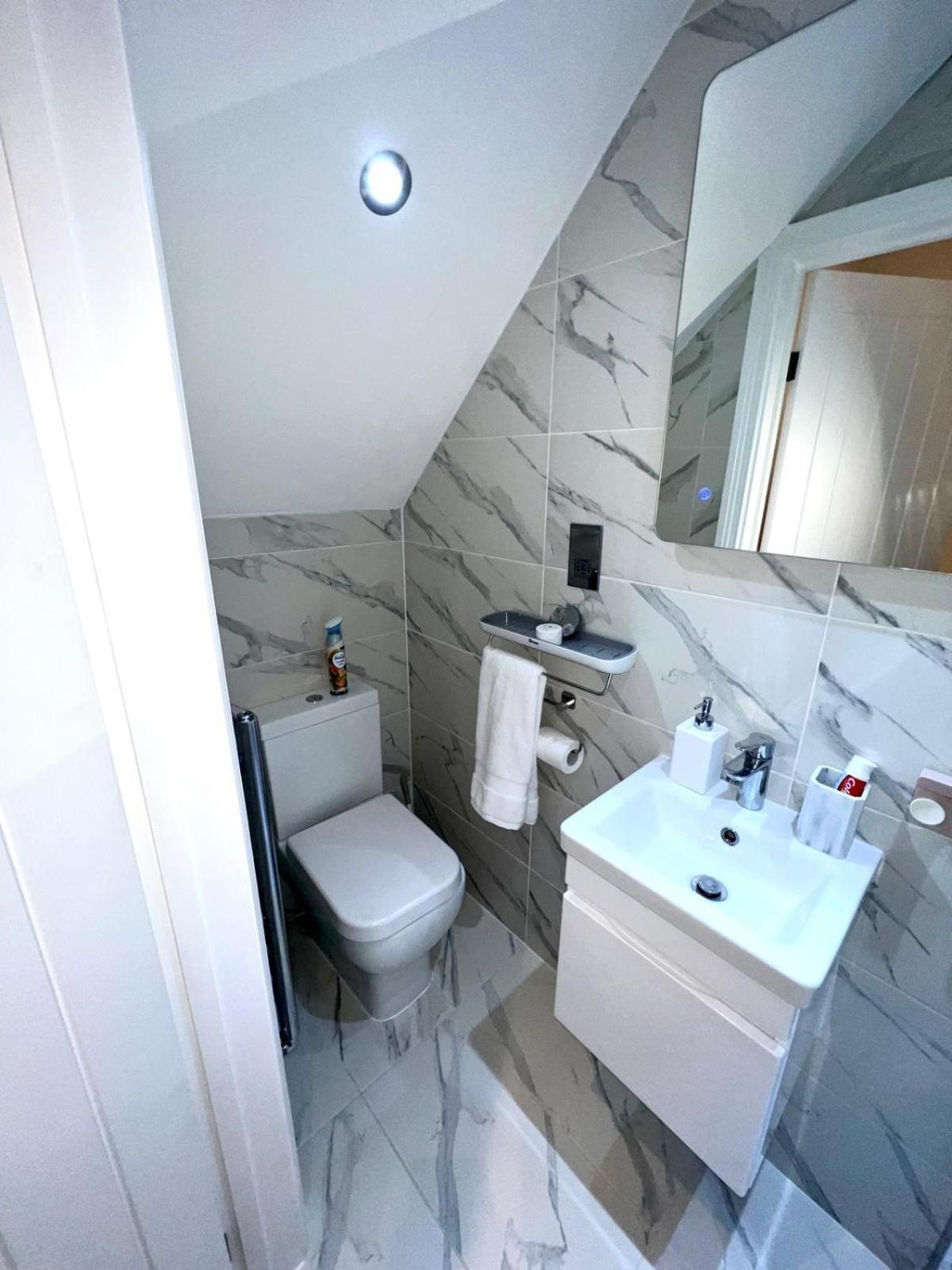 Flat In Shepherd's Bush Vakantiehuis Londen